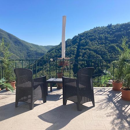 Camere E Accoglienza La Casa Della Nonna Borzonasca Eksteriør billede